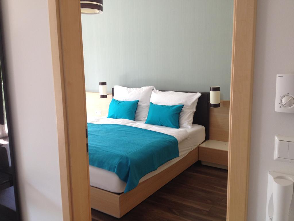 Vizparti Wellness Apartman Velence Apartment Exterior photo